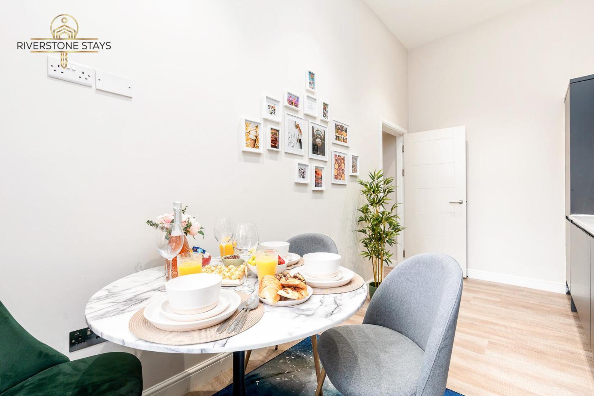 Beautiful Apartment & Central Location & King Size Bed Leeds  Luaran gambar